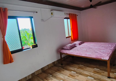 Single Room Single Room